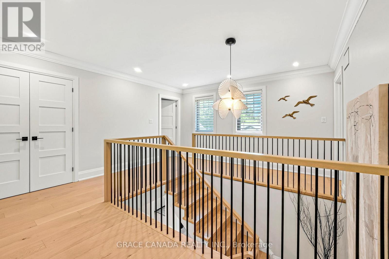 527 ONEIDA DRIVE - 15