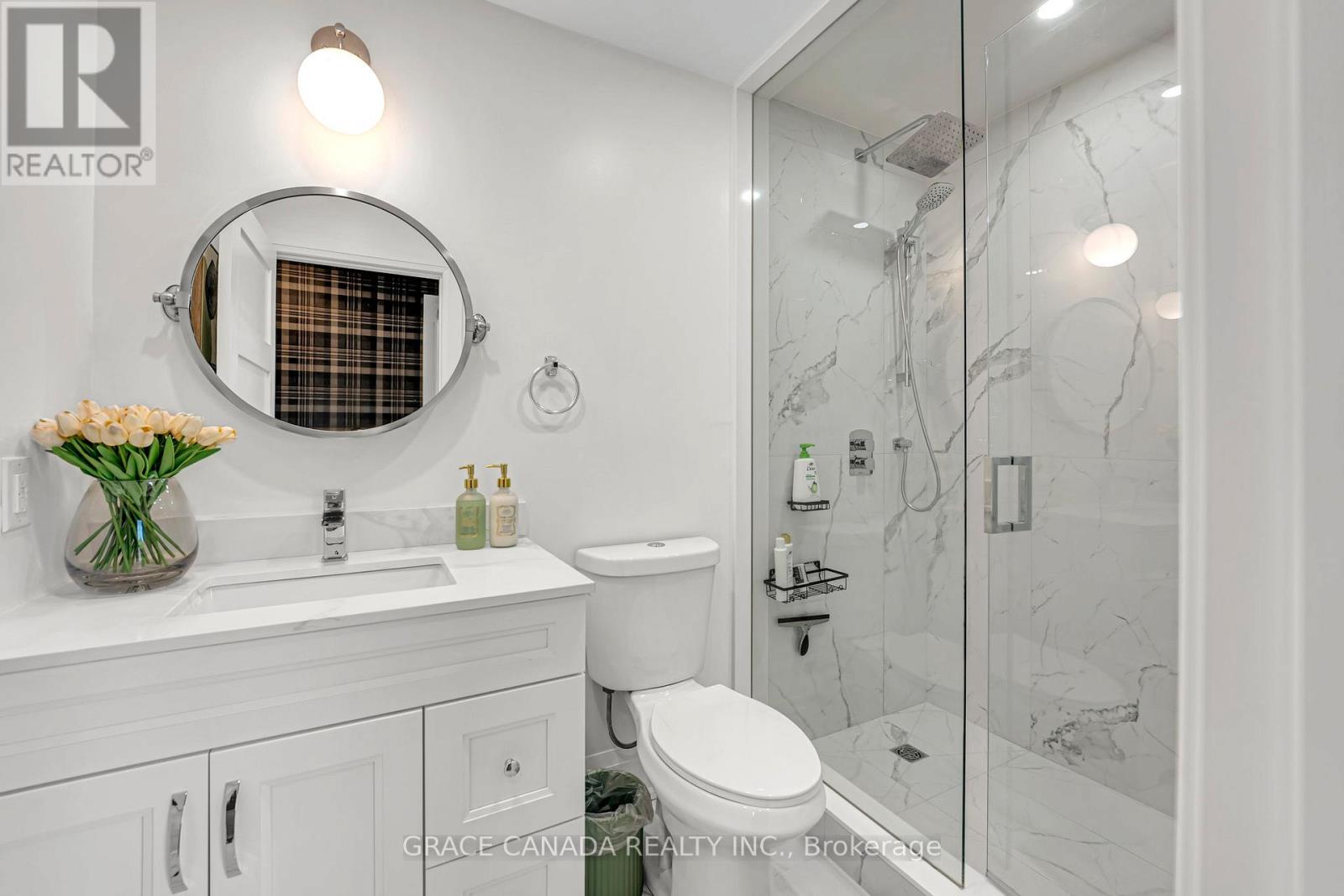 527 ONEIDA DRIVE - 22