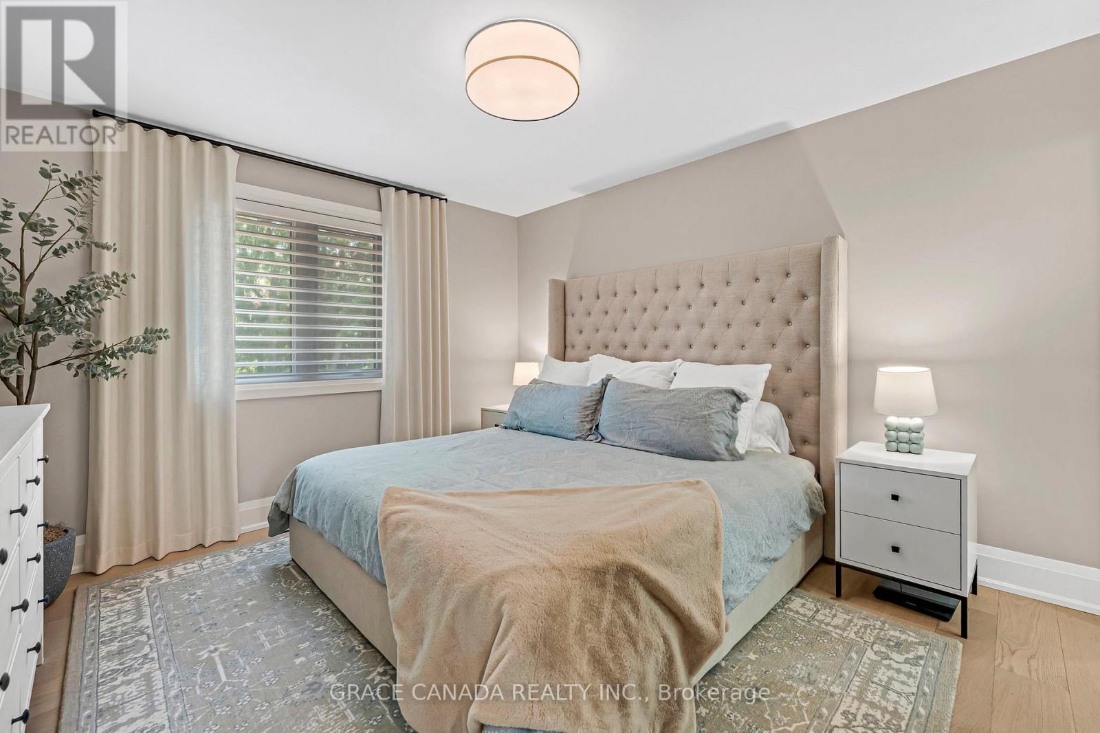 527 ONEIDA DRIVE - 18