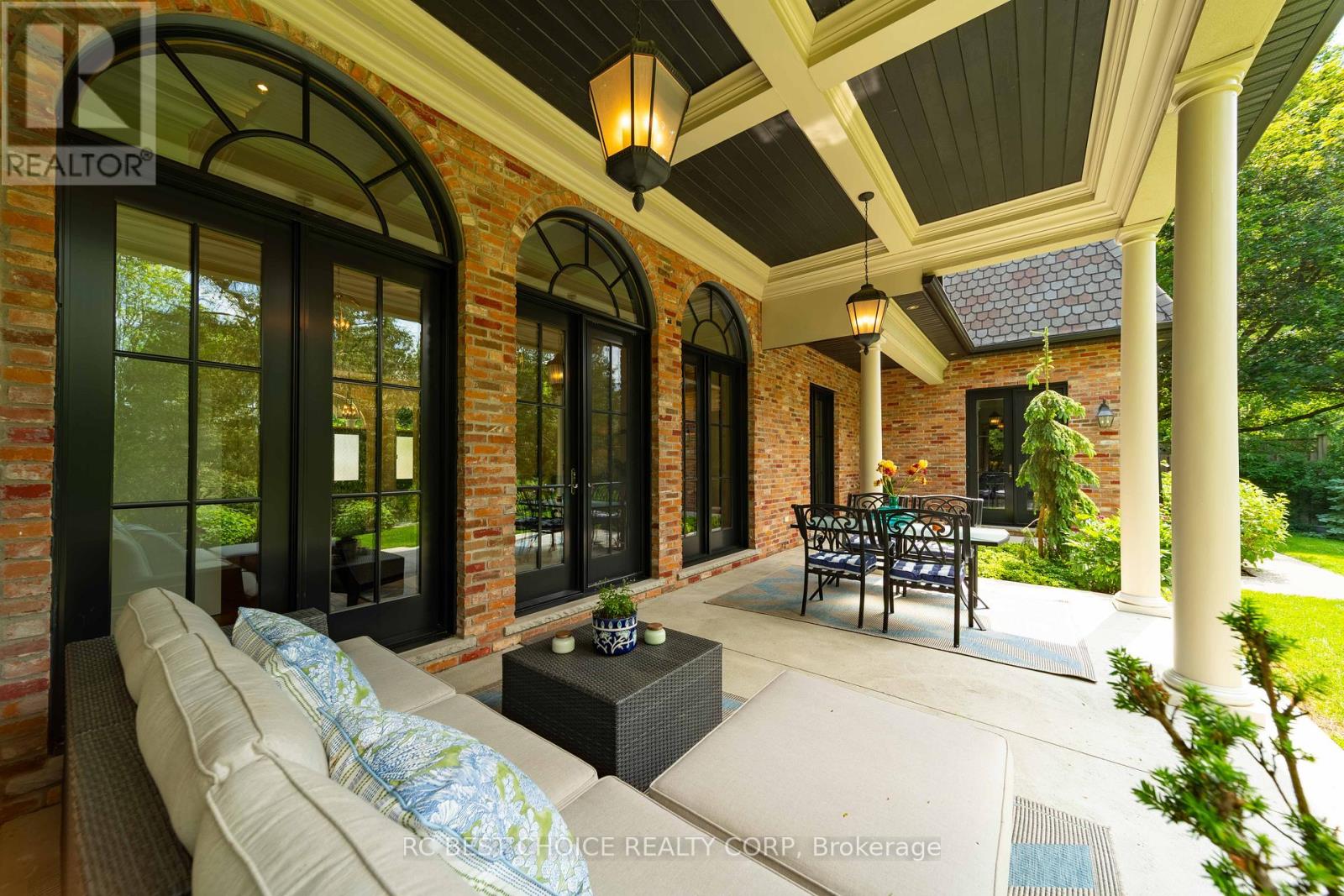 1577 GLOUCESTER ROAD - Image 10