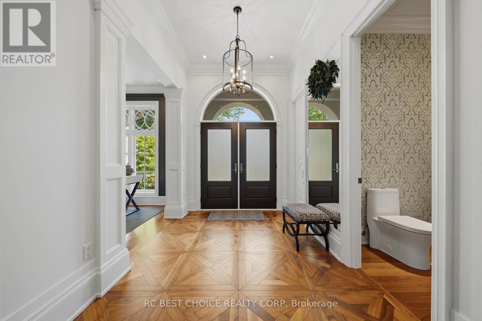 1577 GLOUCESTER ROAD - Image 13