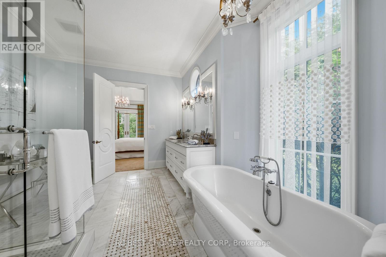 1577 GLOUCESTER ROAD - Image 27