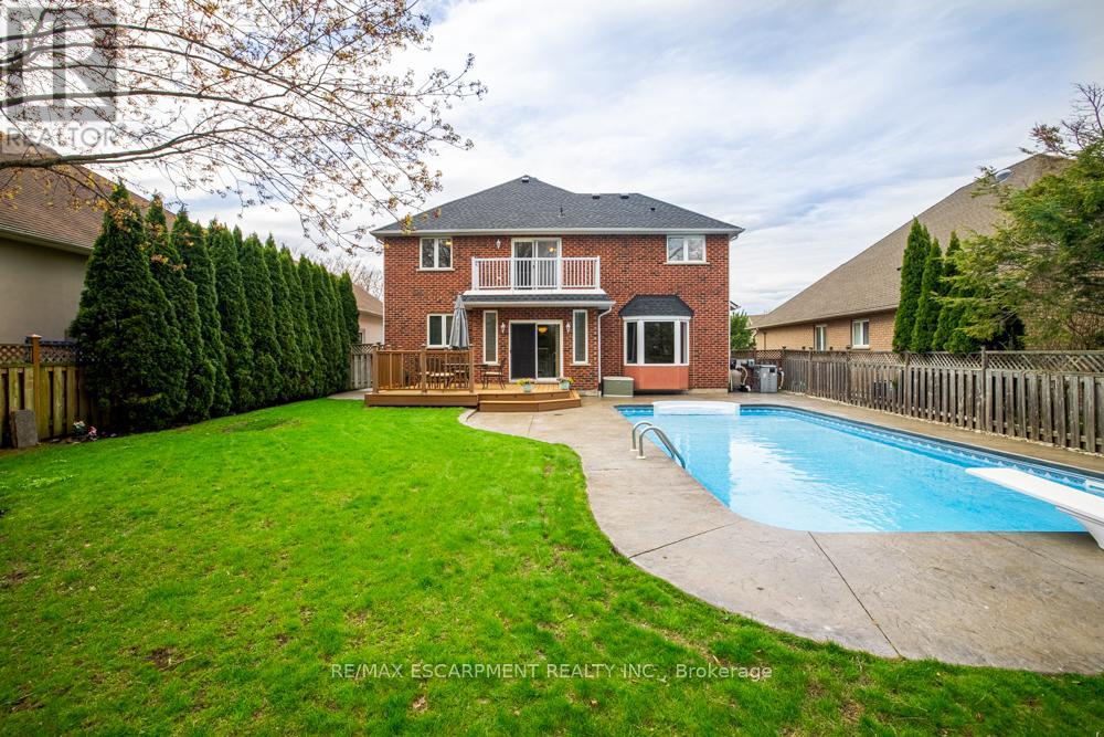 8 SOPHIE COURT - 42