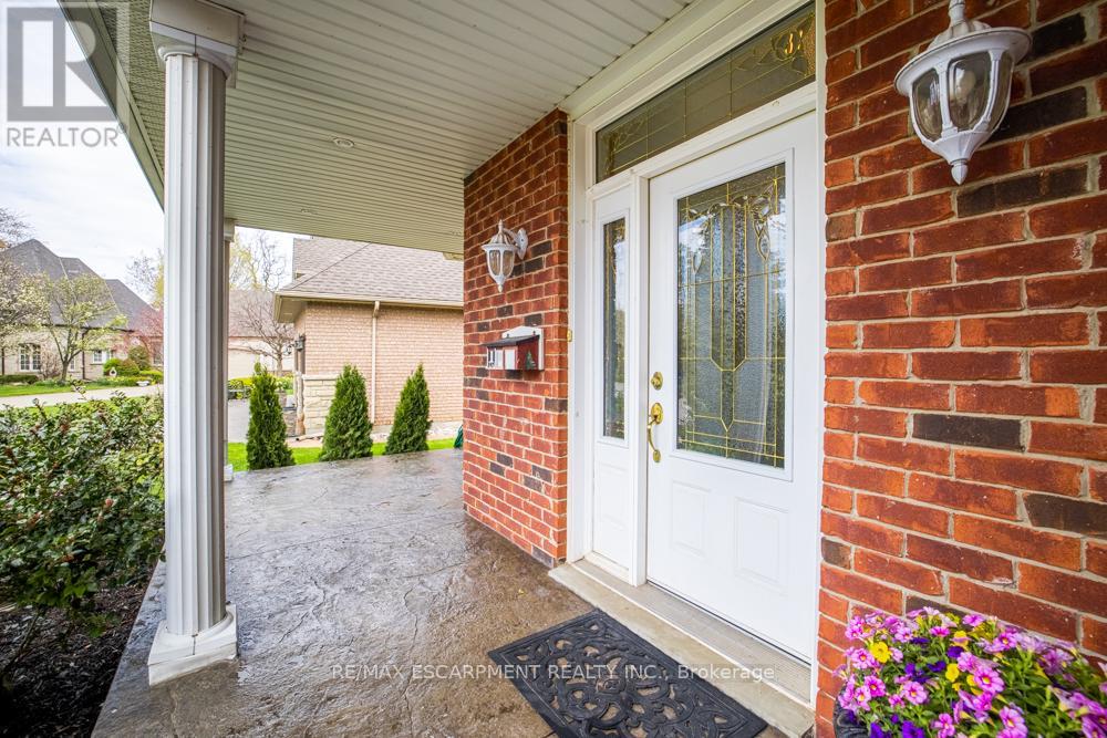 8 SOPHIE COURT - 5