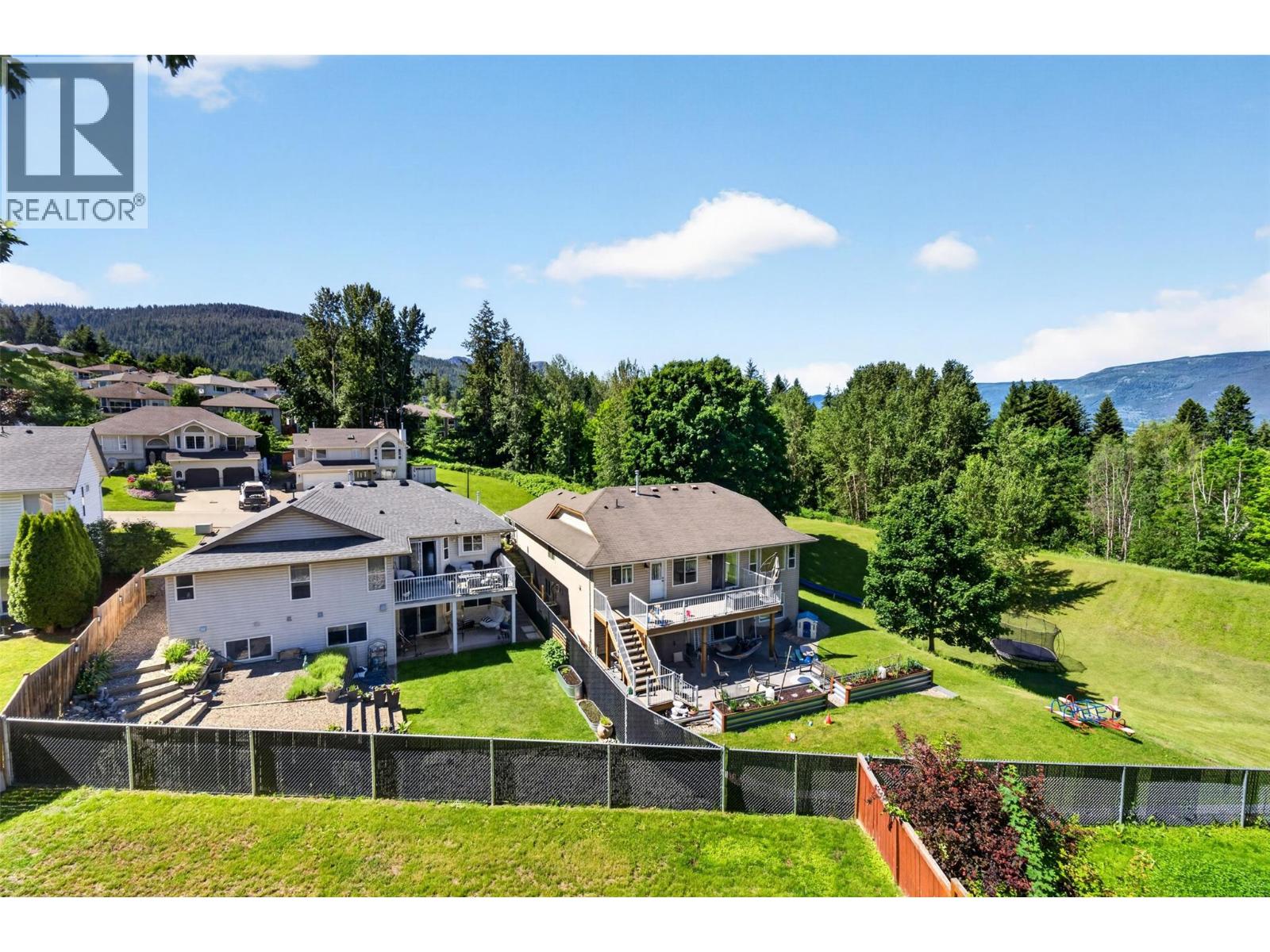 331 17 Street SE, Salmon Arm
