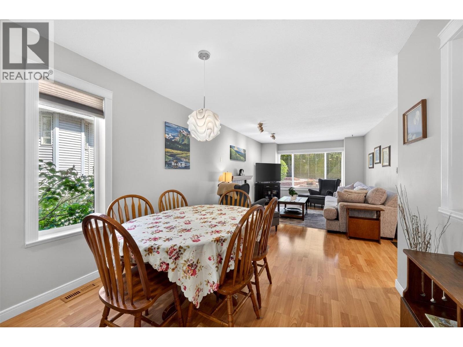 331 17 Street SE, Salmon Arm