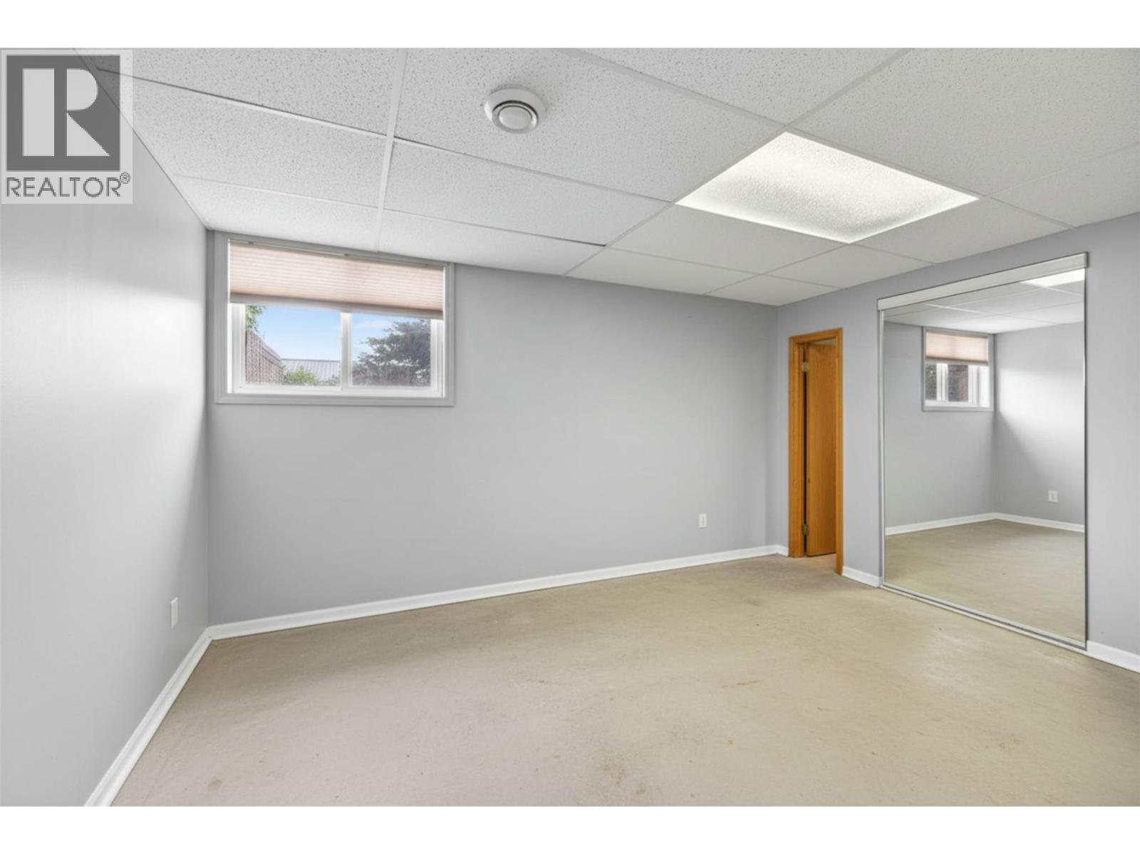 331 17 Street SE - 36