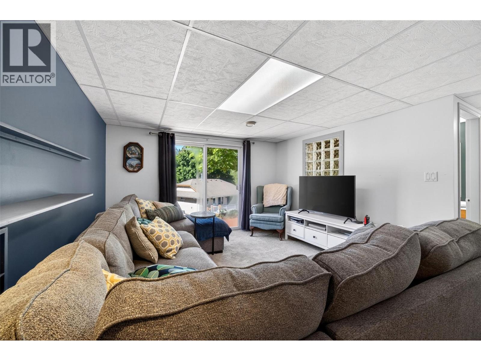331 17 Street SE - 40
