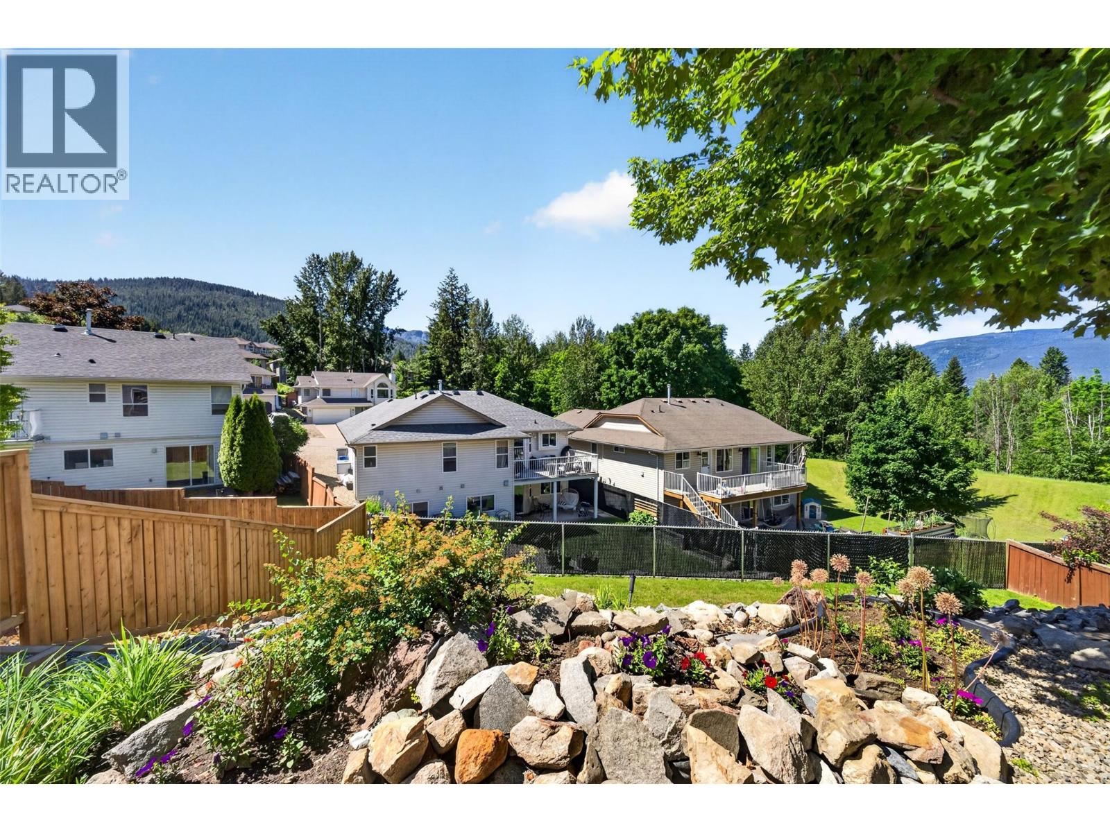 331 17 Street SE, Salmon Arm