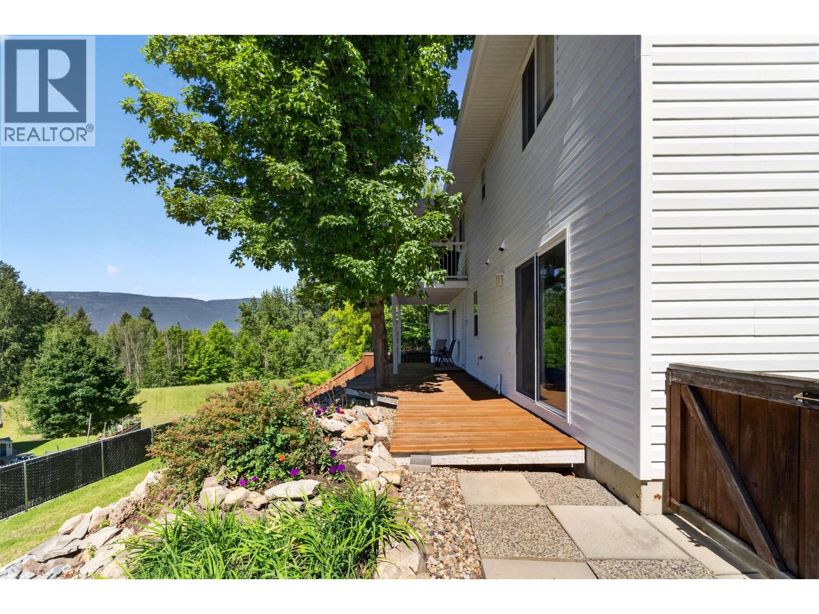 331 17 Street SE - 50