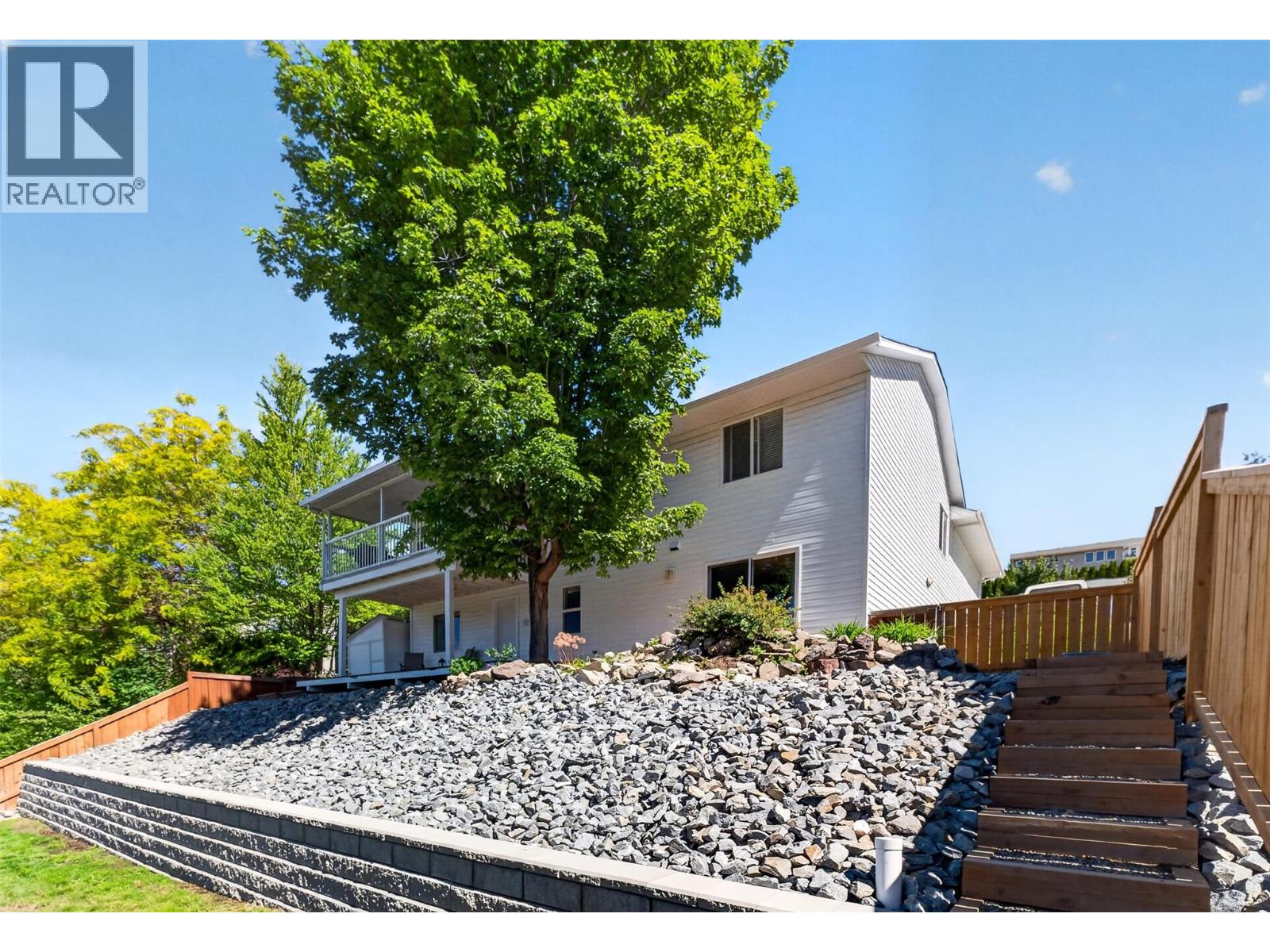 331 17 Street SE, Salmon Arm