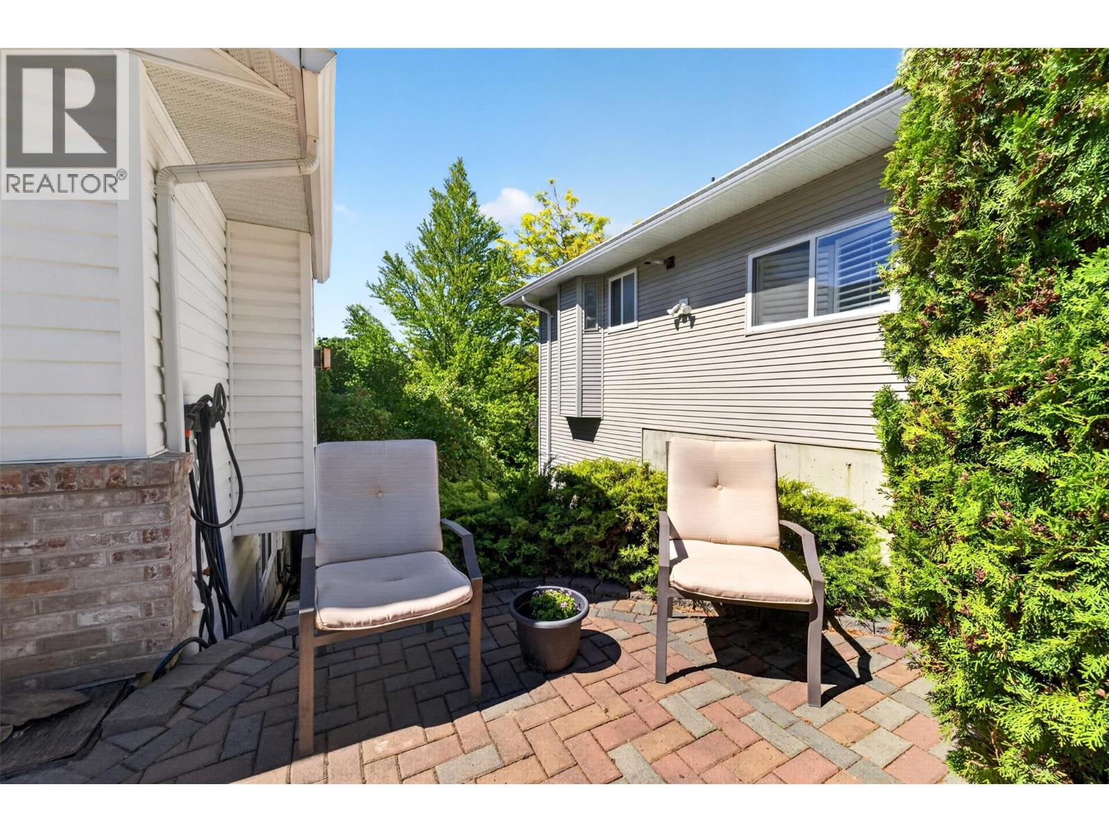 331 17 Street SE, Salmon Arm