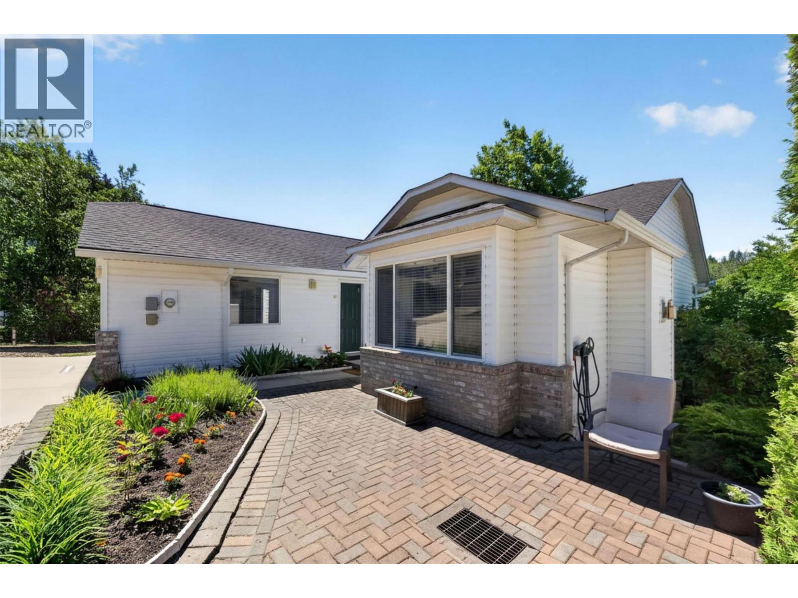 331 17 Street SE - 64
