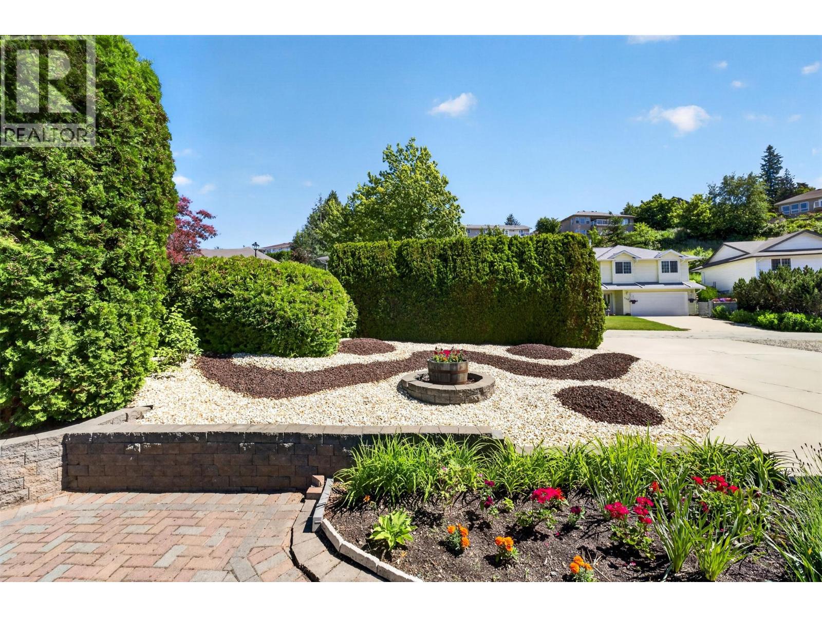 331 17 Street SE, Salmon Arm