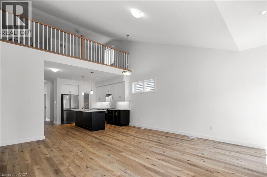 26 BEACHWALK Crescent - 18