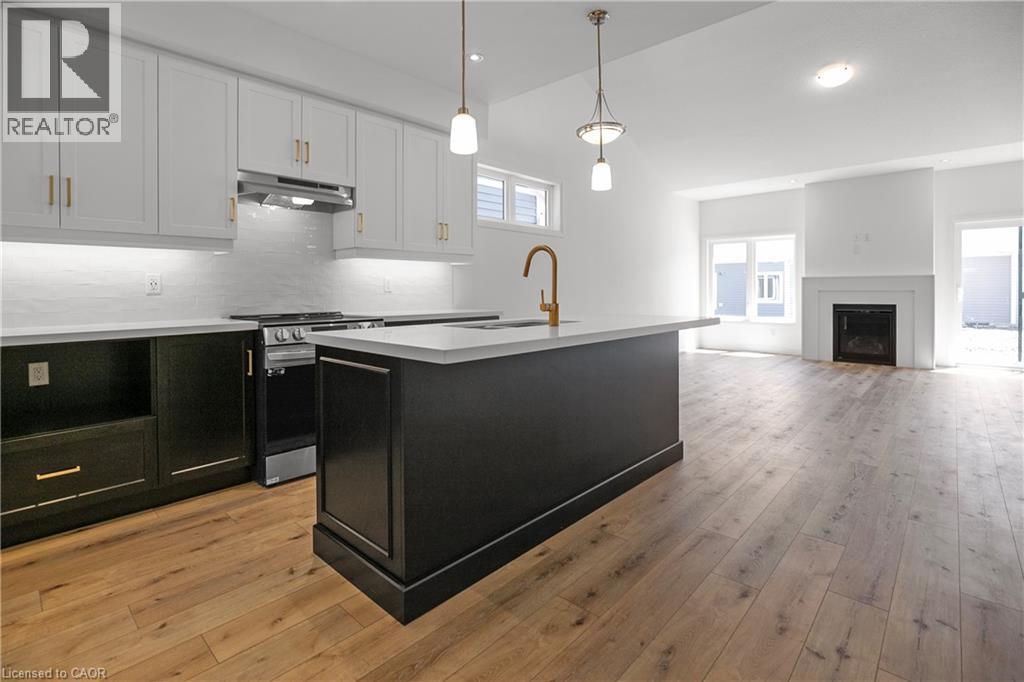 26 BEACHWALK Crescent - 12