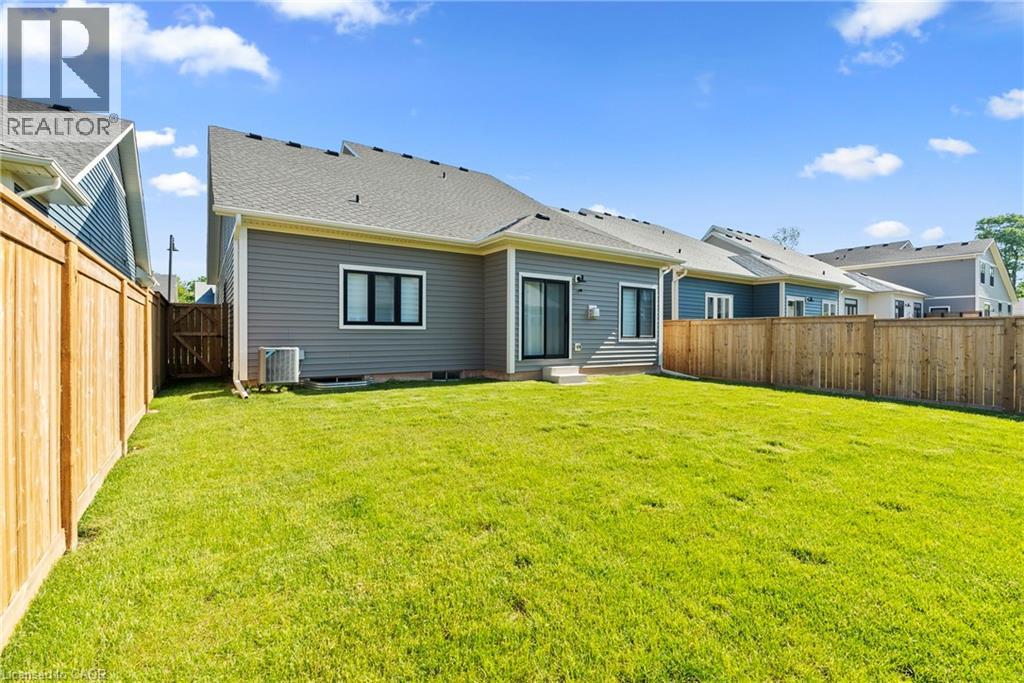 26 BEACHWALK Crescent - 42