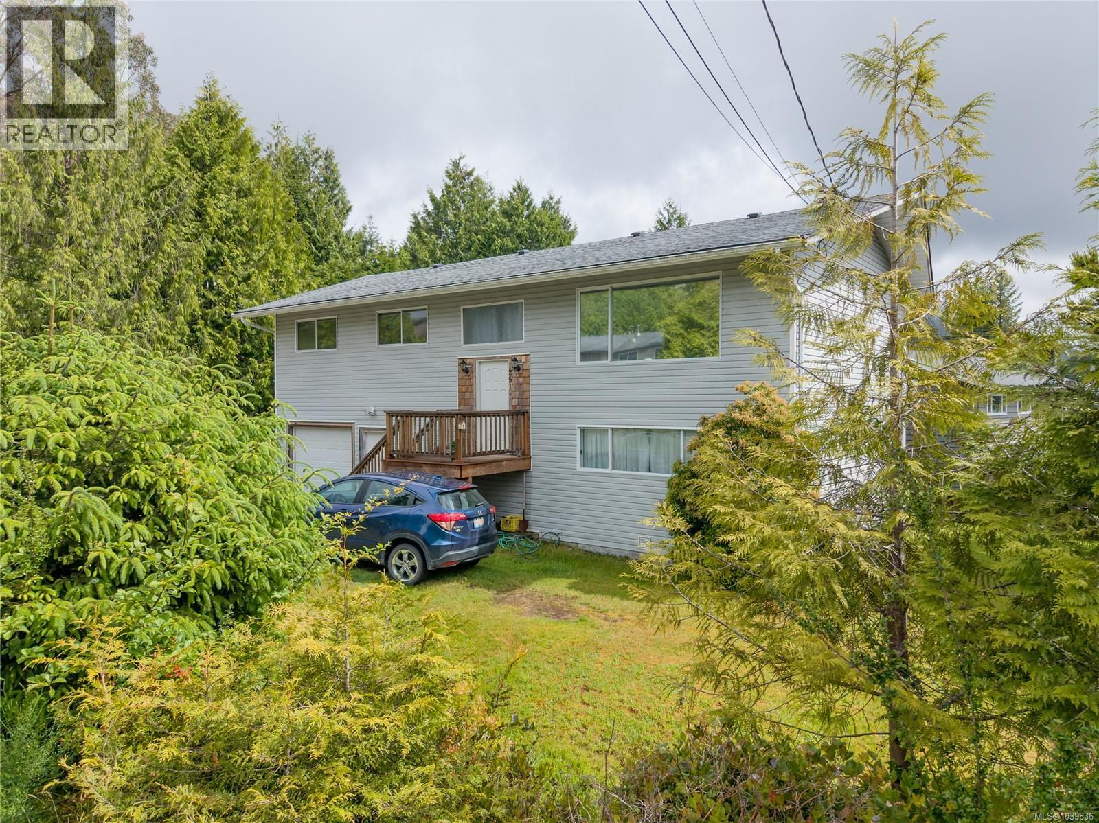 1251 Rupert Rd - 1