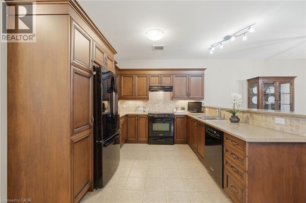 6 MANORWOOD Road - 2
