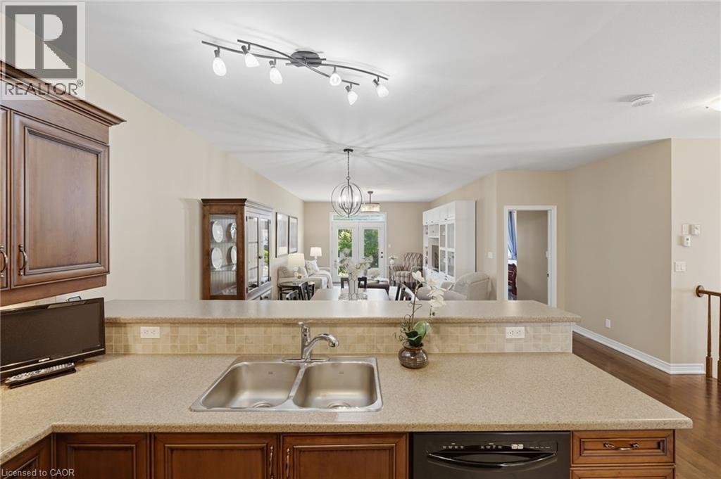 6 MANORWOOD Road - Image 19