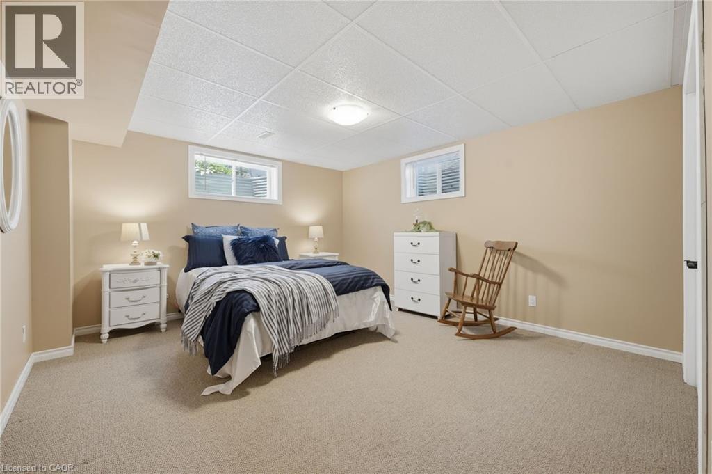 6 MANORWOOD Road - Image 31