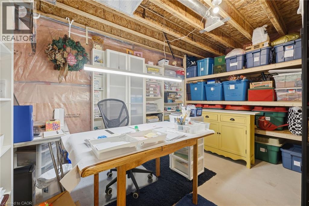 6 MANORWOOD Road - Image 35