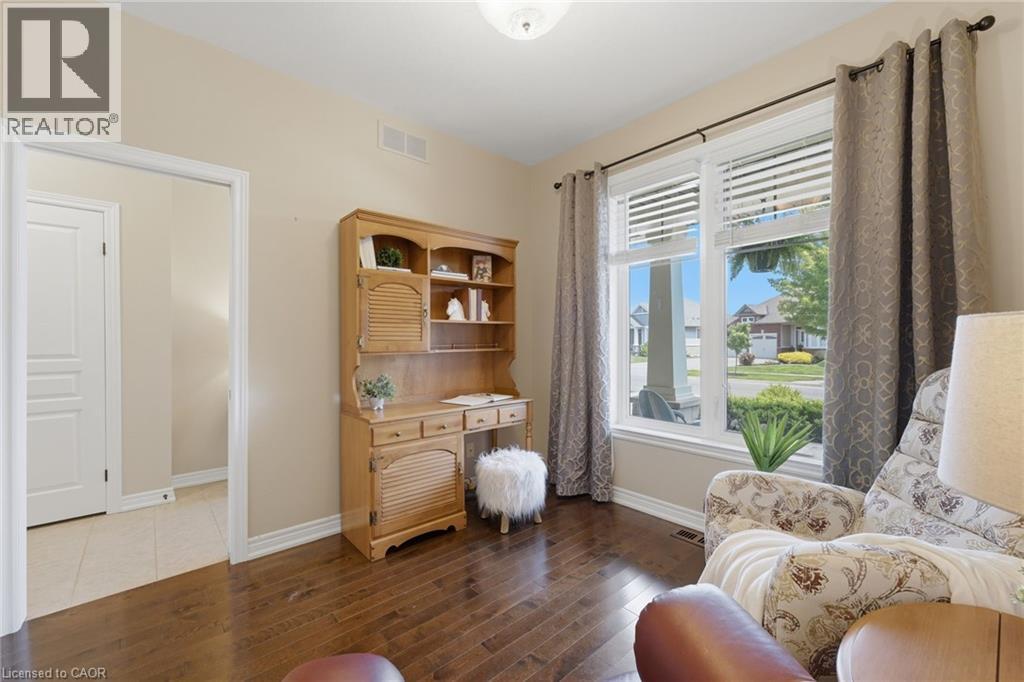 6 MANORWOOD Road - 11