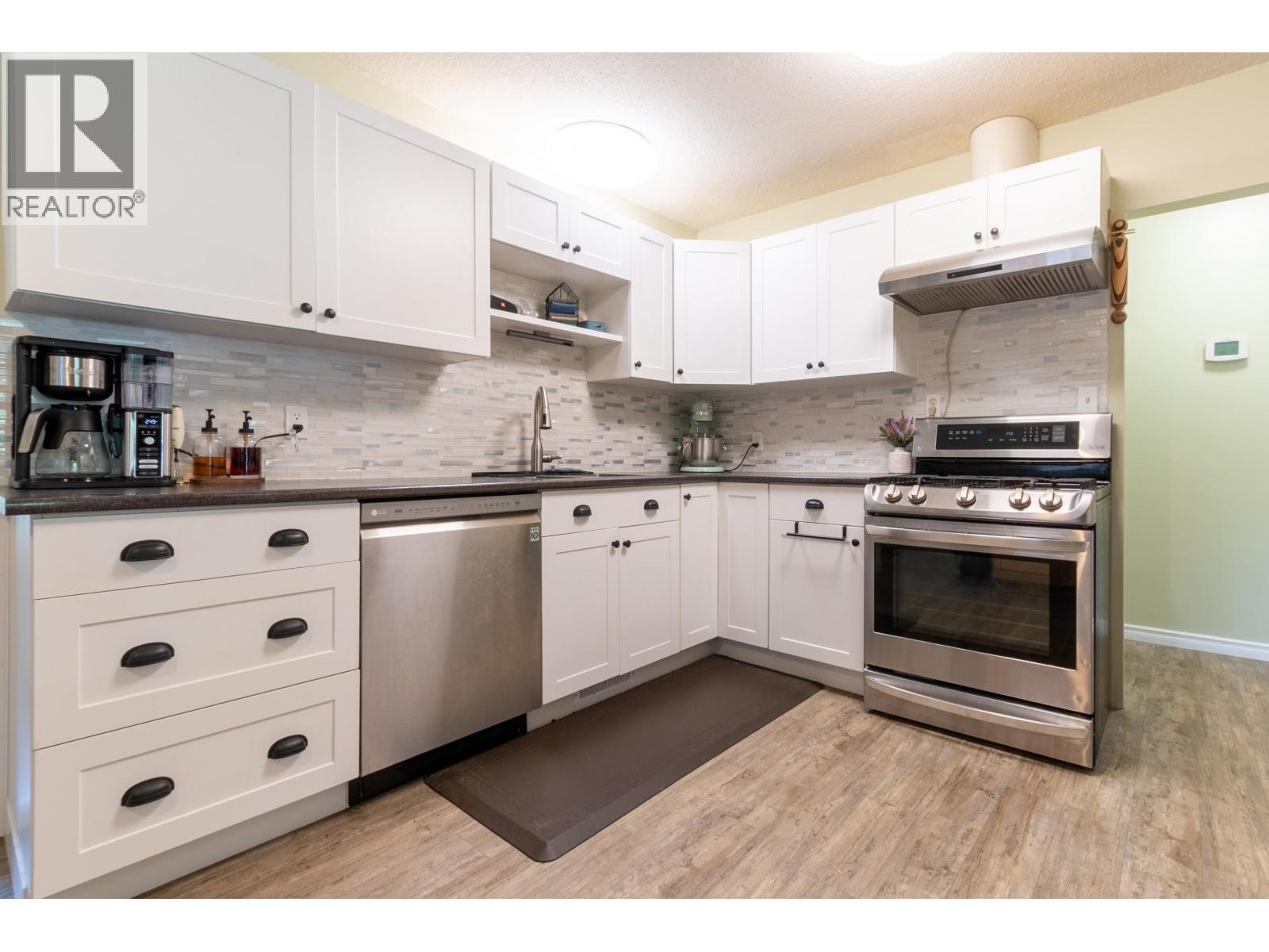 Photo 12 of 40 — 1185 STEWART ROAD · Prince George, BC