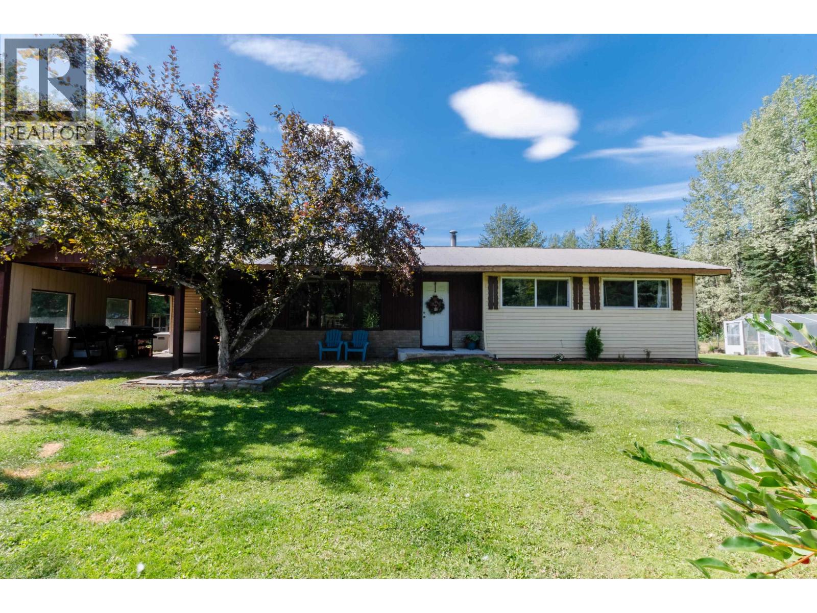 Kitchen of 1185 STEWART ROAD · Prince George, BC
