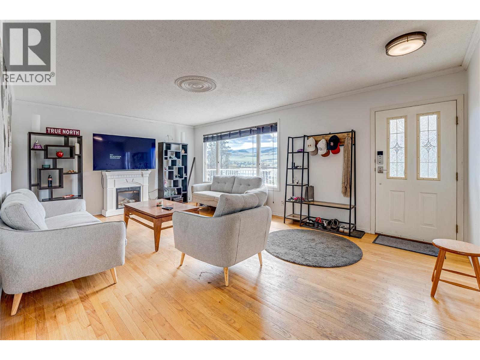 7415 Tronson Road - 8