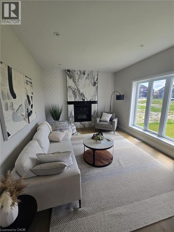 43 HILBORN Street - 4