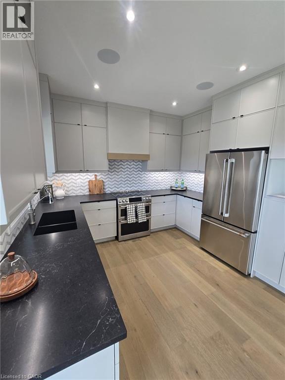 43 HILBORN Street - 5