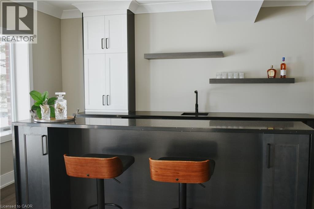 403 MASTERS Drive - 18