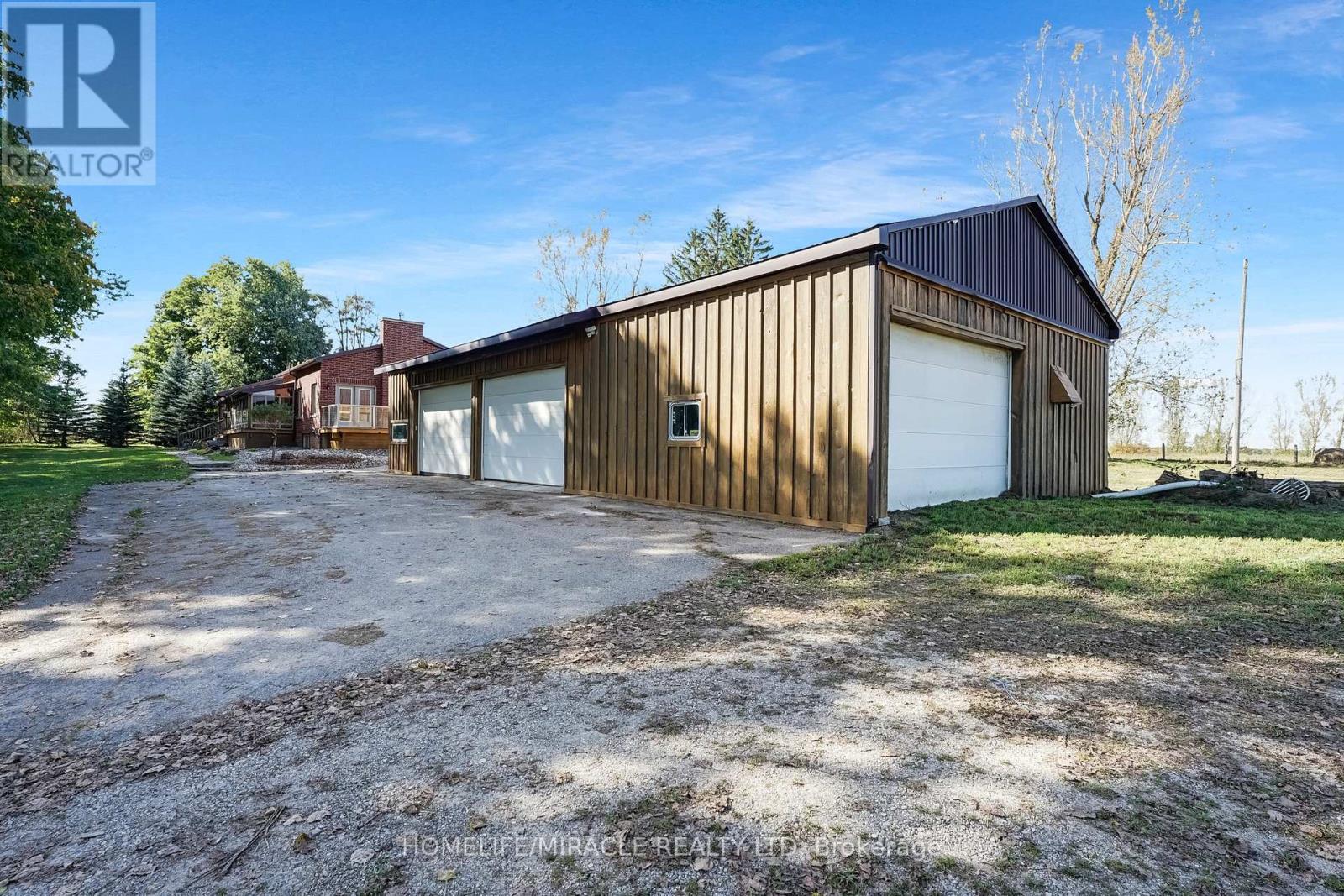 556389 MULMUR MELANCTHON TOWNLINE - 35