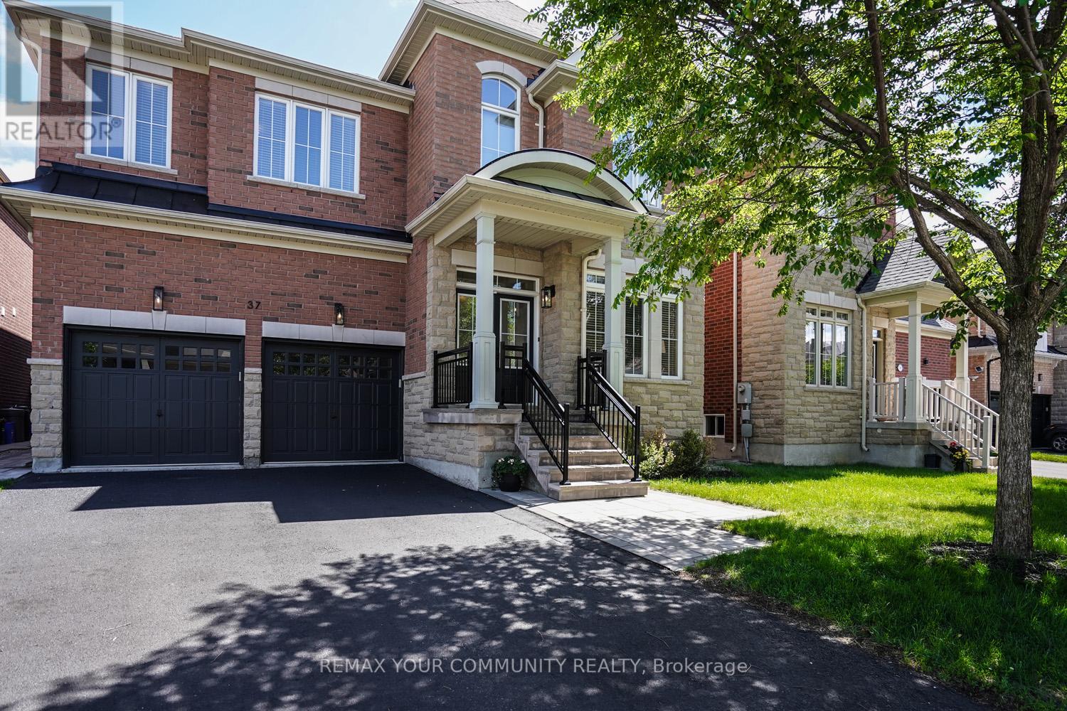 37 HERON HOLLOW AVENUE - 3