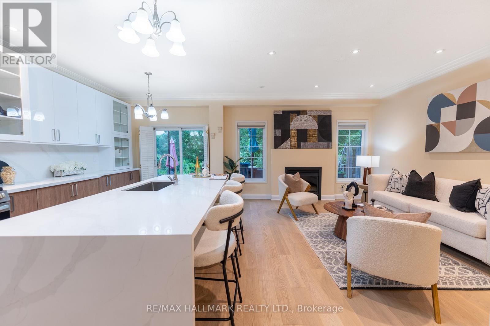60 DOVETAIL DRIVE - 10