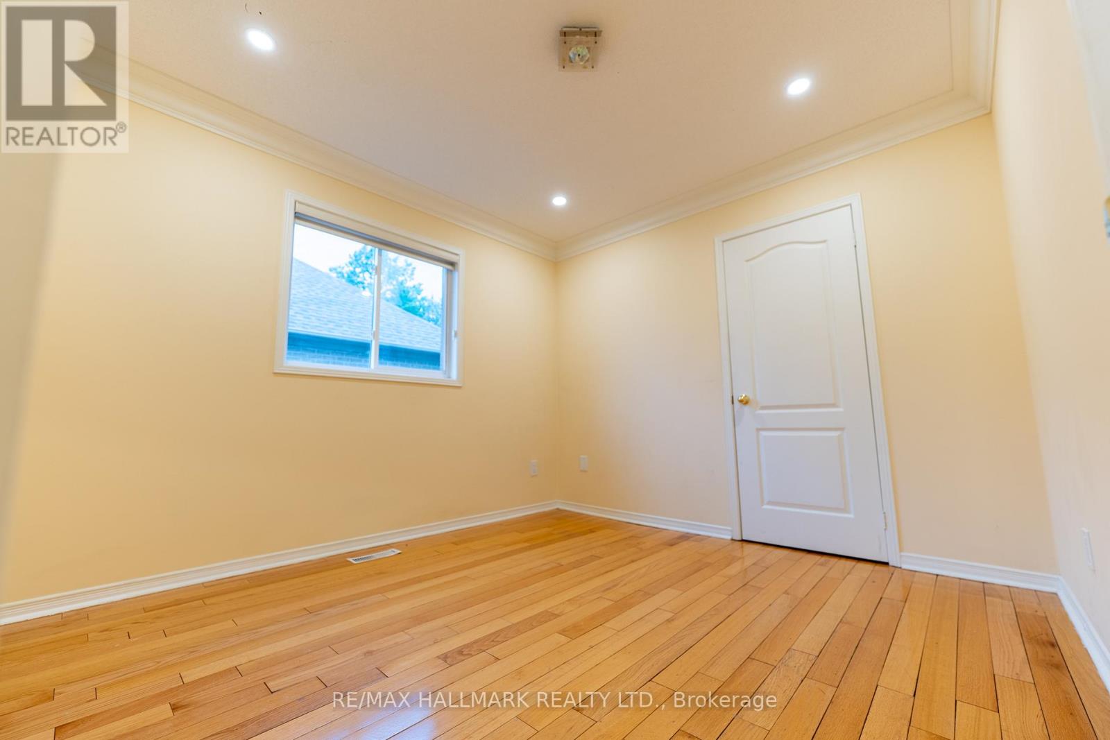 60 DOVETAIL DRIVE - 19