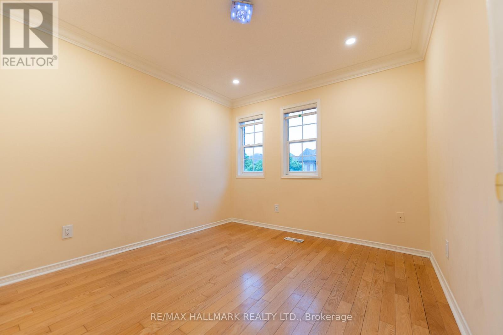60 DOVETAIL DRIVE - 20
