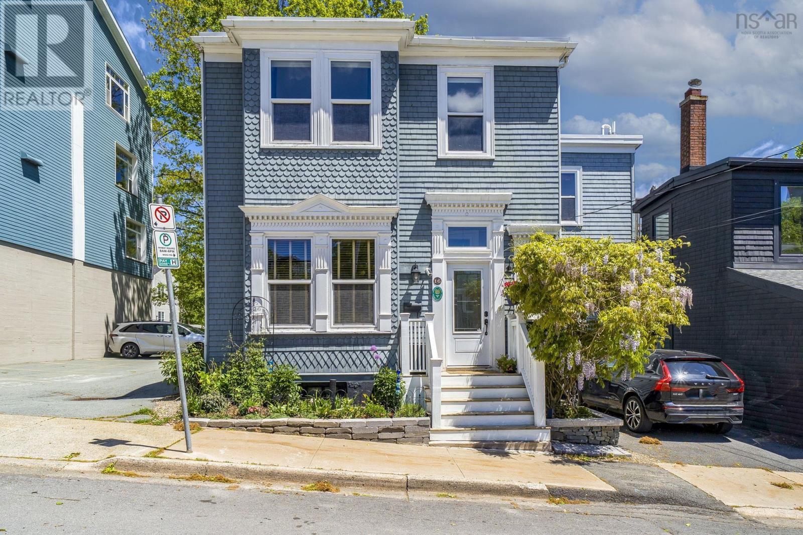 Property photo of 16 Victoria Road