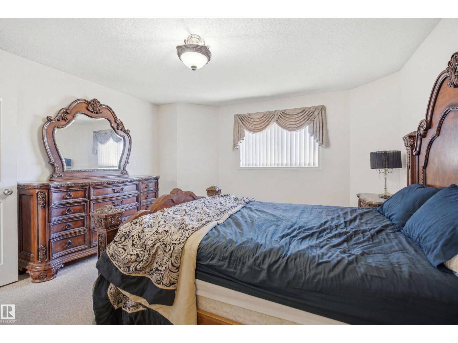 1560 37B AV NW — photo 24