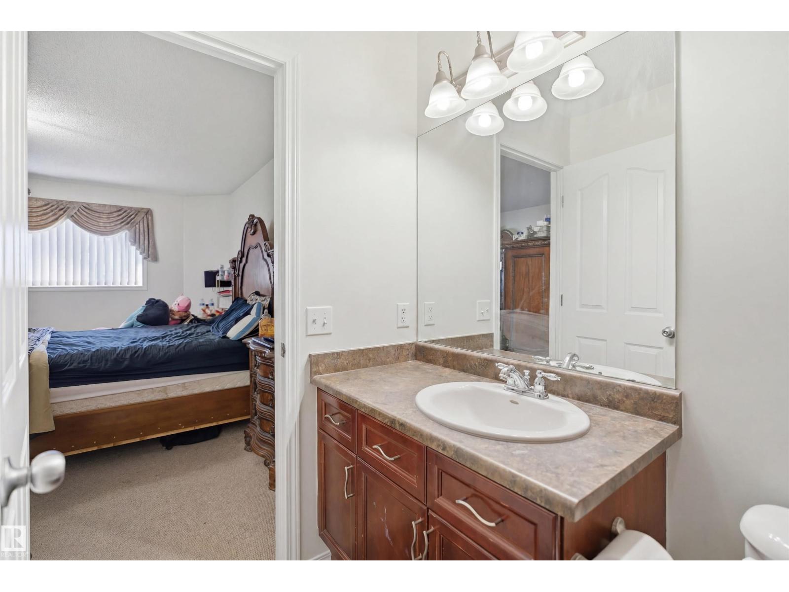1560 37B AV NW — photo 26