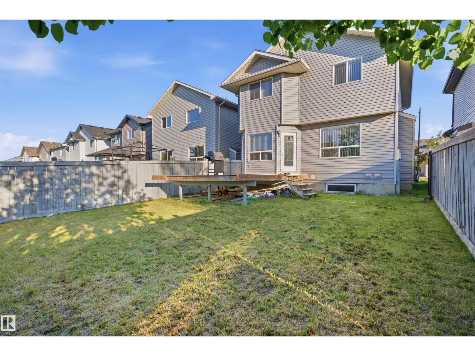 1560 37B AV NW — photo 40