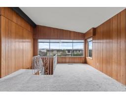 14667 W Beach Avenue, White Rock, BC V4B2T9 Photo 12