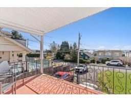 14667 W Beach Avenue, White Rock, BC V4B2T9 Photo 6