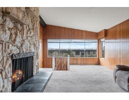 14667 W Beach Avenue, White Rock, BC V4B2T9 Photo 7
