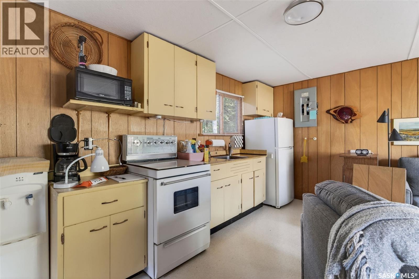301 Jarvis STREET - 27