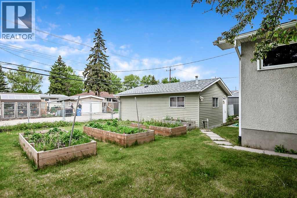 Raised garden beds provide the perfect opportunity to grow vegetables, flowers, or your own summer harvest