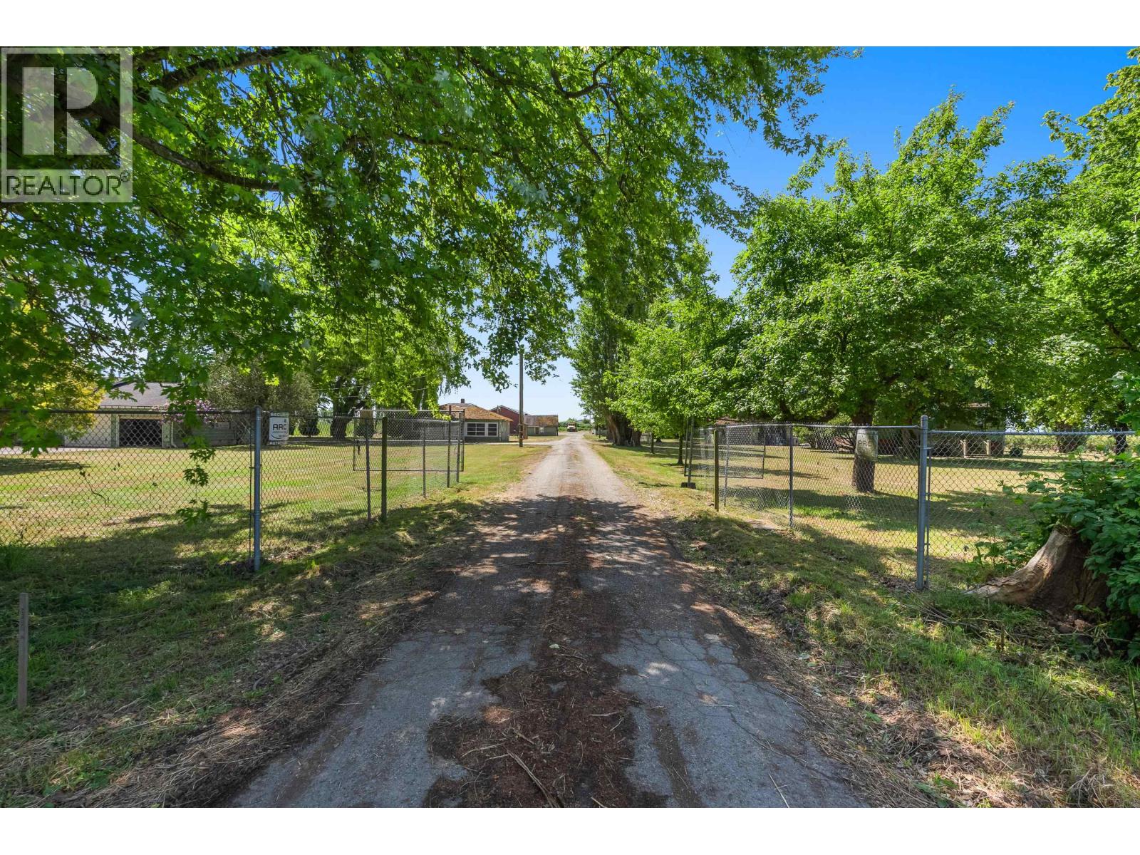 7064 LADNER TRUNK Road, Delta