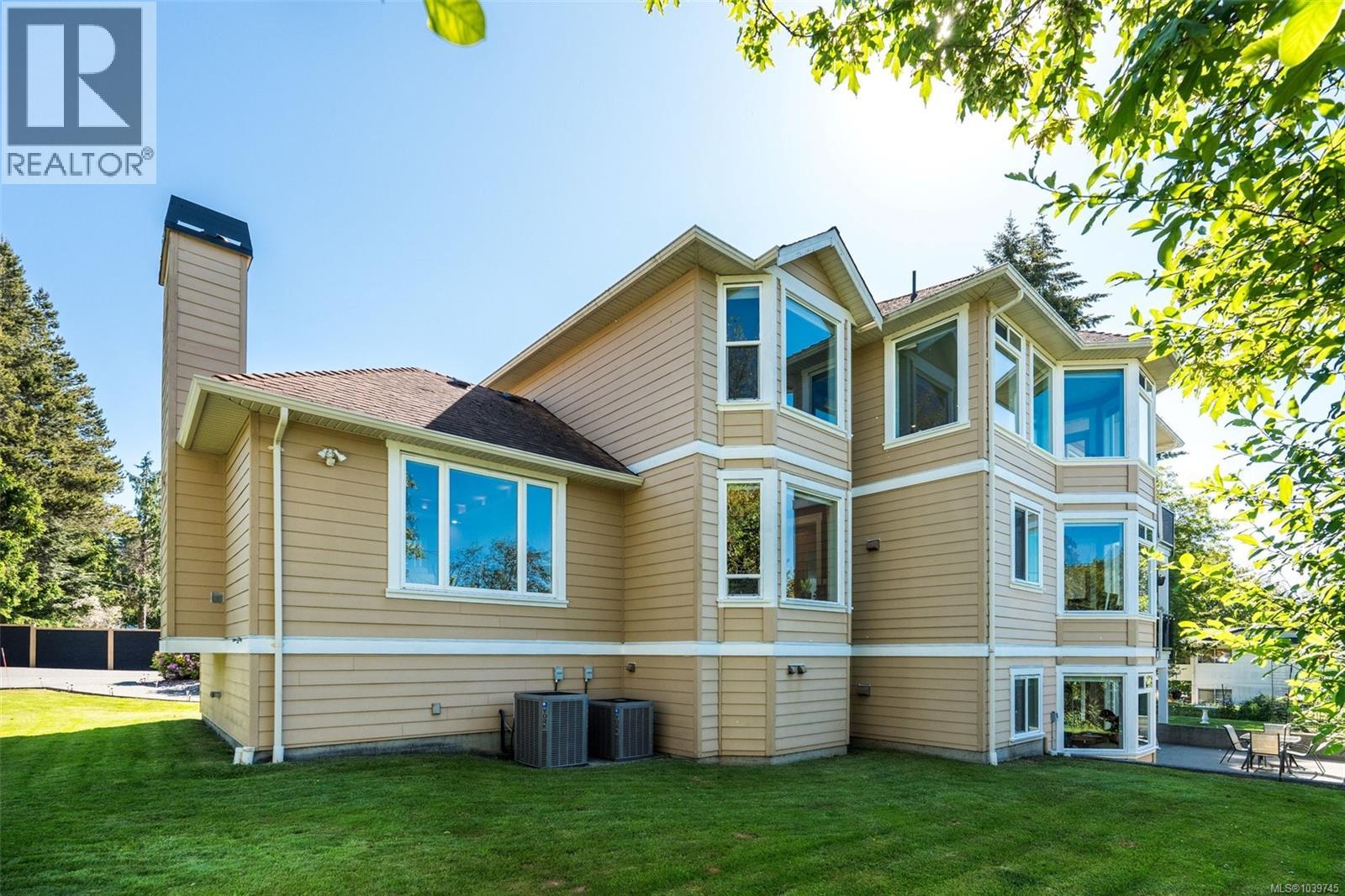 1922 Powliuk Cres - 60