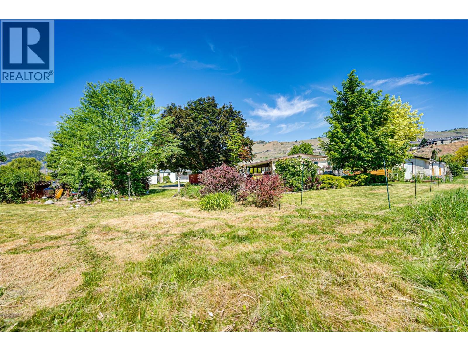 #106 2727 Lakeshore Road - 41